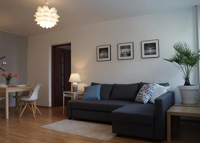 Centrum Dunikowskiego Z Garazem