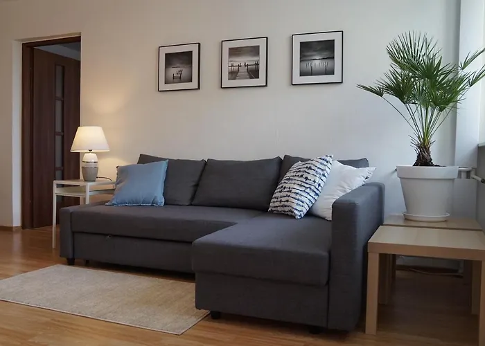 Centrum Dunikowskiego Z Garazem *